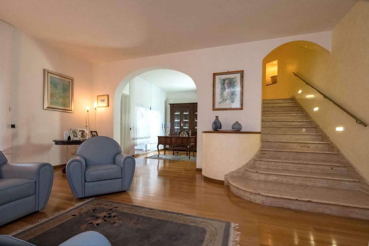 L'Ippocampo Guest House Sabaudia Ngoại thất bức ảnh
