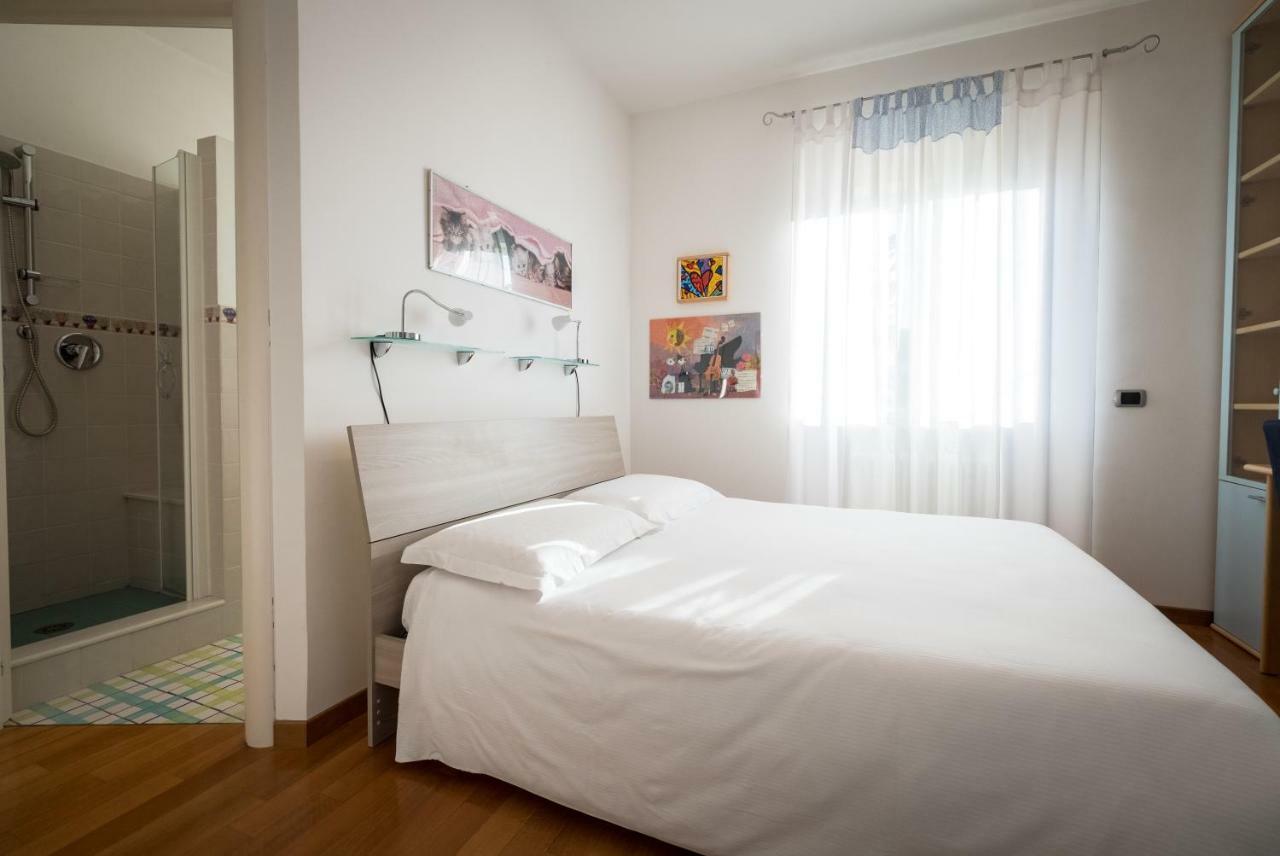 L'Ippocampo Guest House Sabaudia Ngoại thất bức ảnh